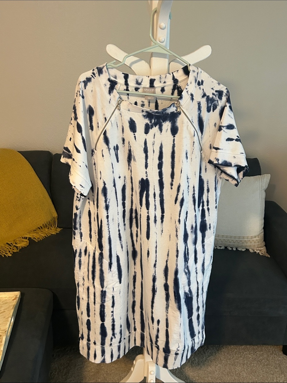 Chico's woman Navy & White Tie-Dye Short sleeve dress  3